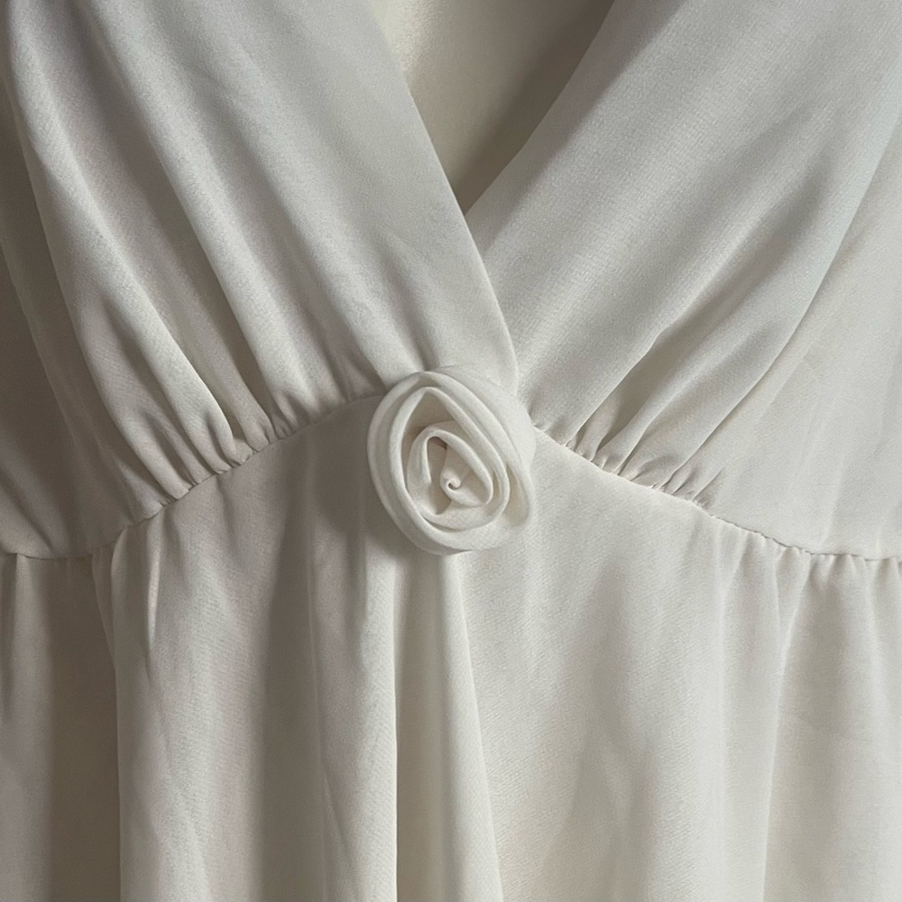 Oscar de la Renta Pink Label  Ivory Robe and Chemise Set - Picture 9 of 12